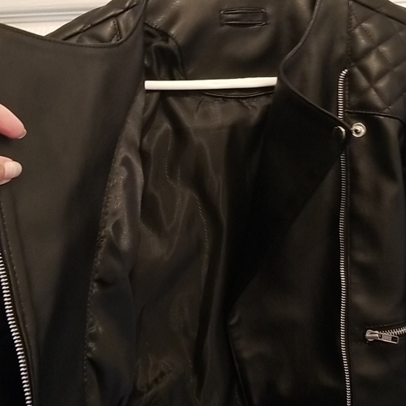 Women's Leather Jacket New without tags. STUNNING! - Picture 7 of 7